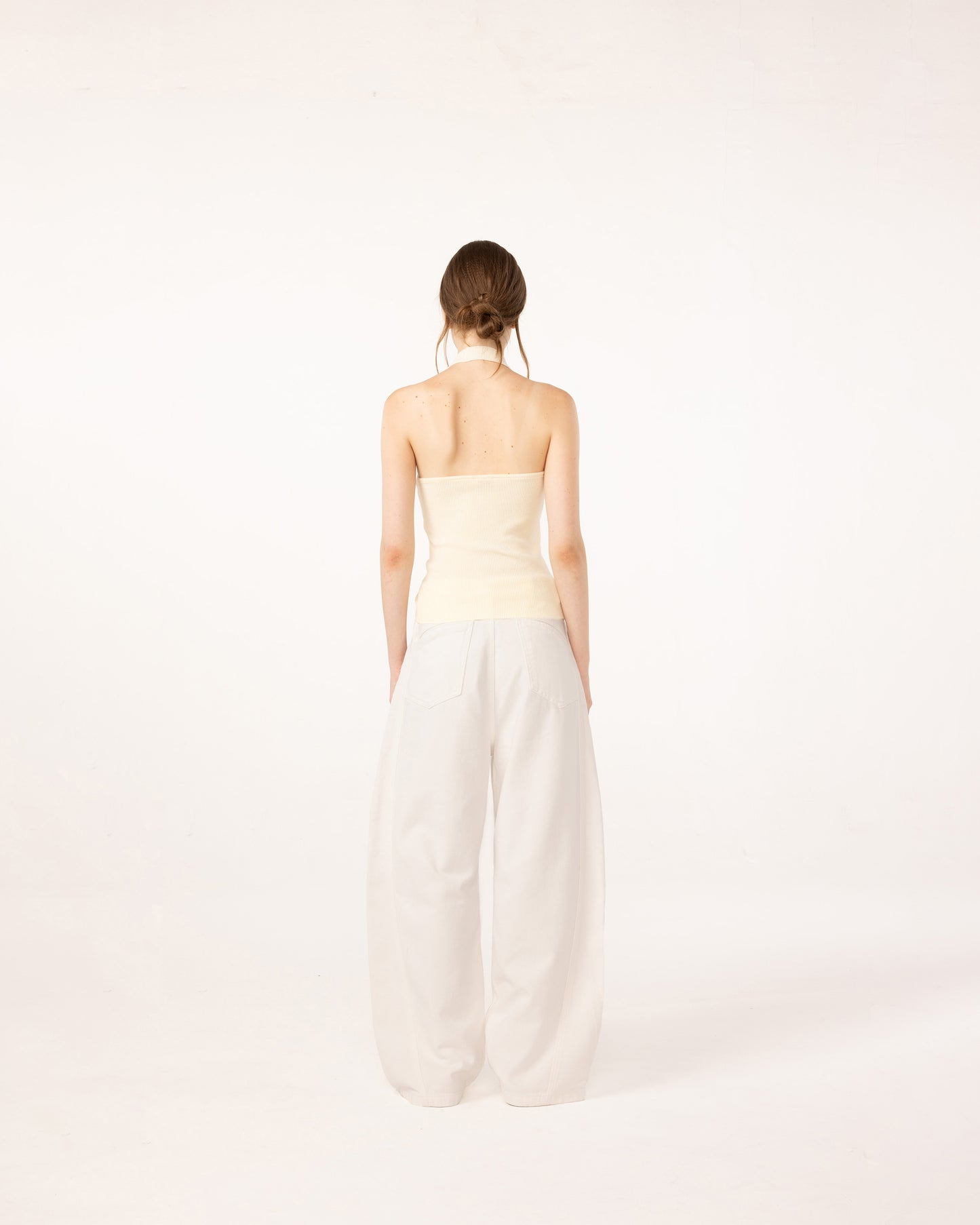 KNITTED HALTER TOP