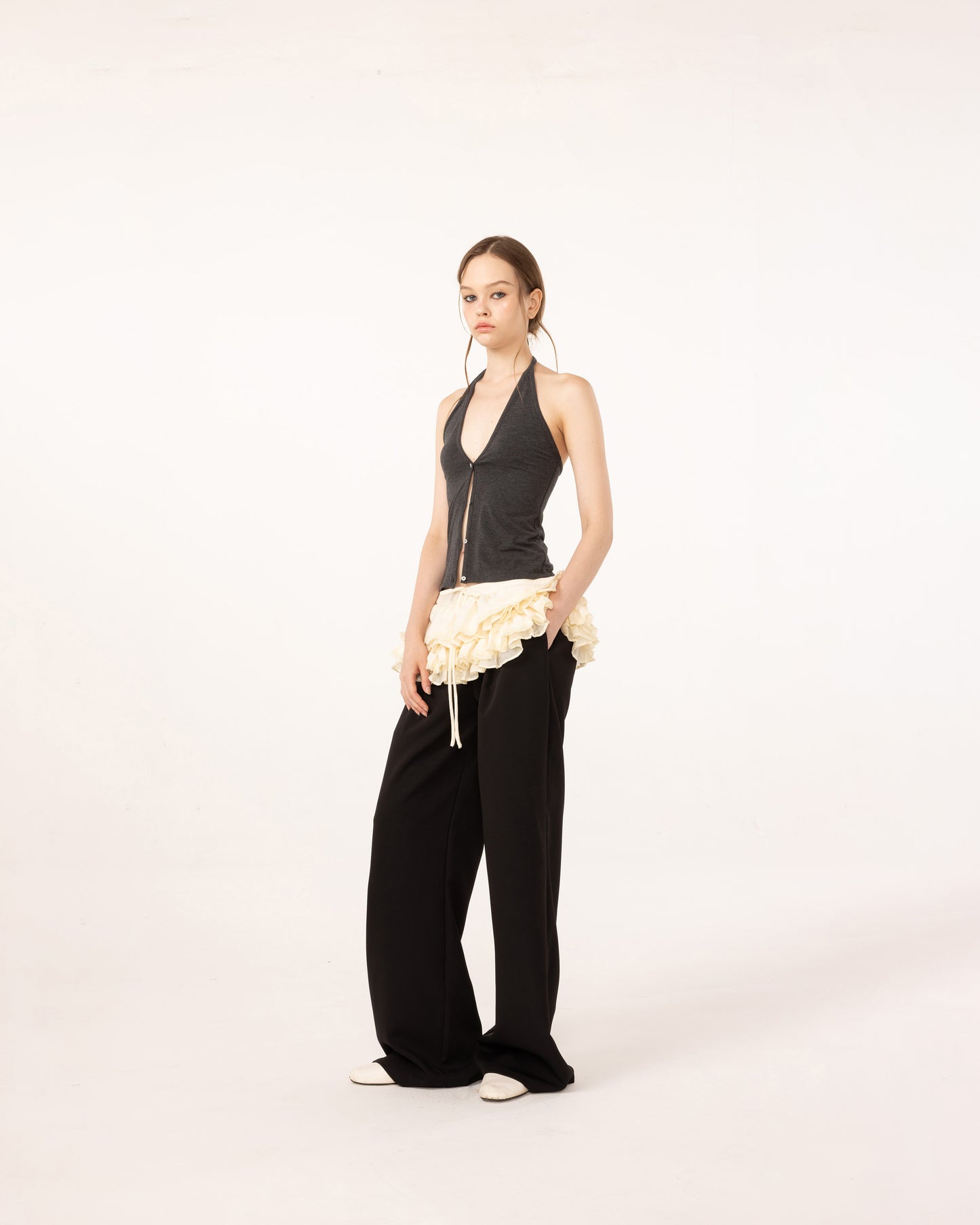 BLACK RUFFLE PANTS