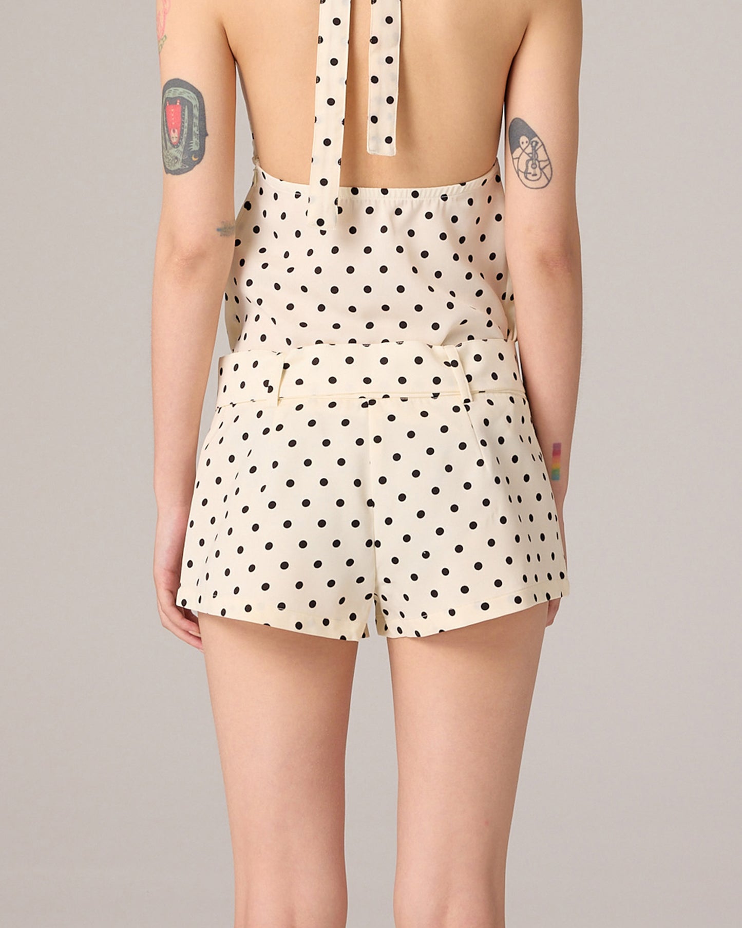 POLKA DOT SHORTS WITH BELT (OFF WHITE)