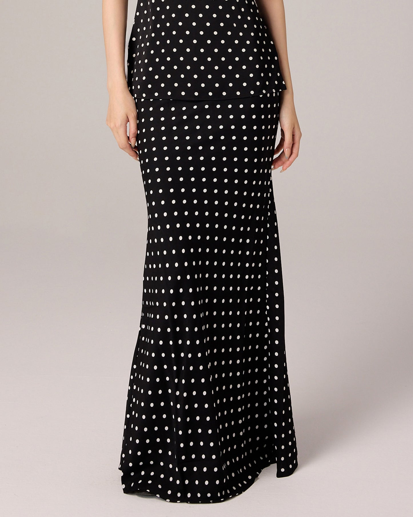 MAXI POLKA DOT SKIRT (BLACK)