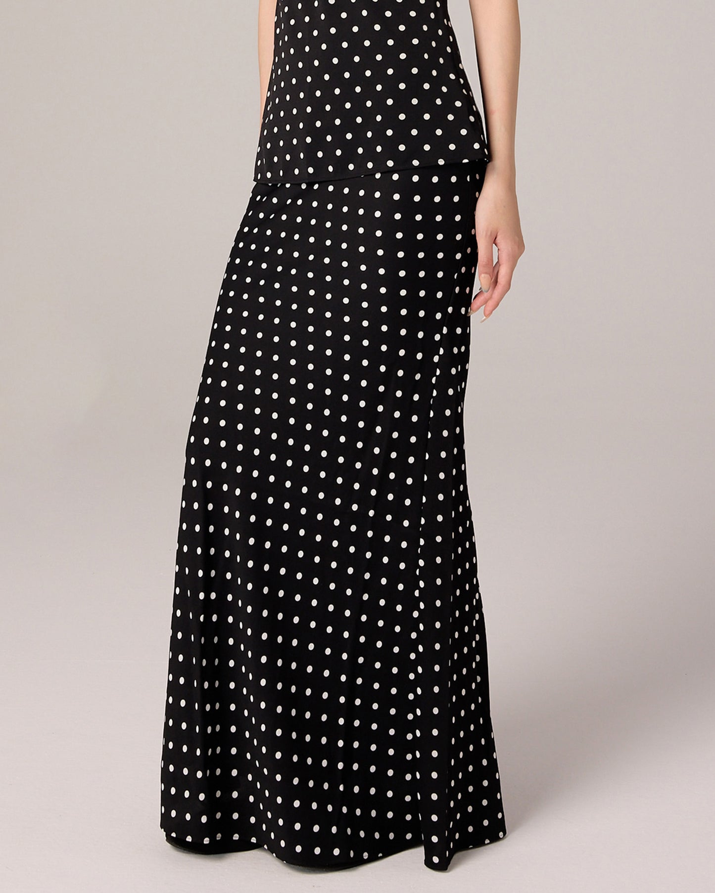 MAXI POLKA DOT SKIRT (BLACK)