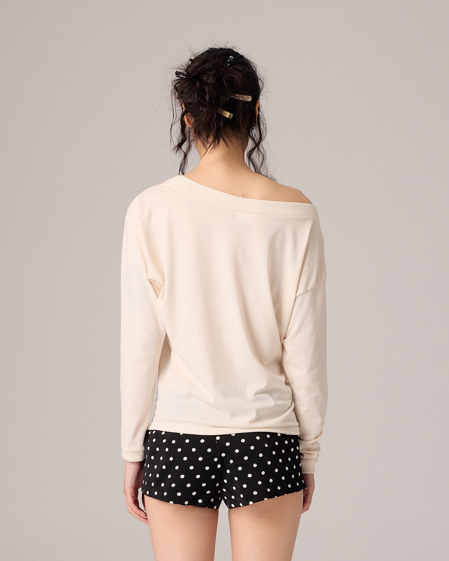 OFF SHOULDER TOP (CREAM)